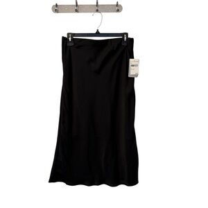 Chic Black Midi Skirt for Women